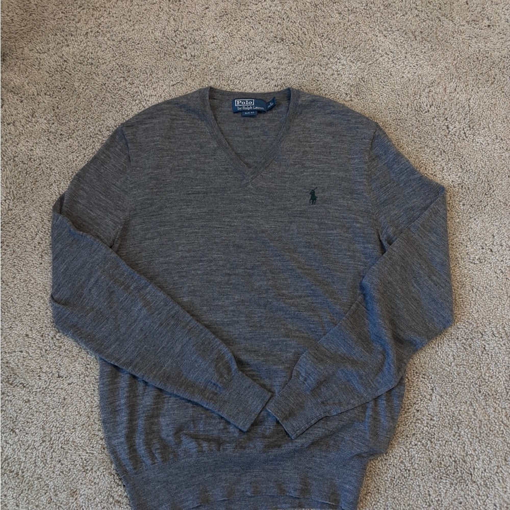 Ralph Lauren Men's V-Neck Sweater in Heather Gray with Green Logo
